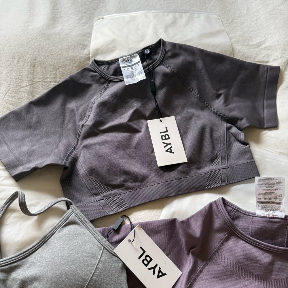 New AYBL Workout Bundle: Crop Tops & Sports Bra, Small - Picture 6 of 8